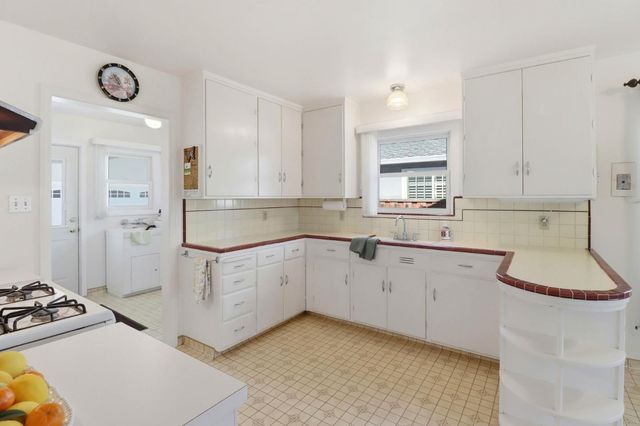 1226 Chapel, Santa Clara, CA 95050