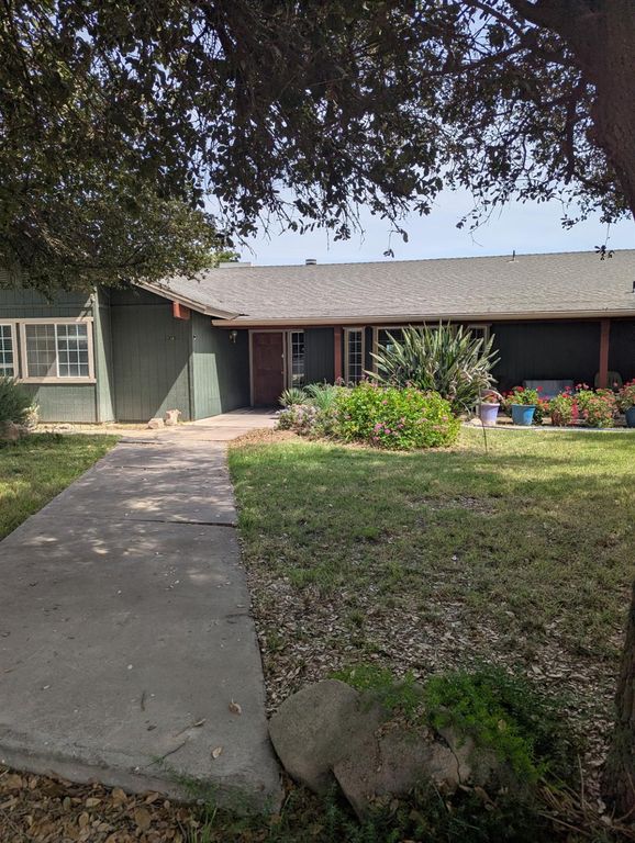 Image 1 of property listing at 12847 Road 34 1/2, Madera, CA 93636