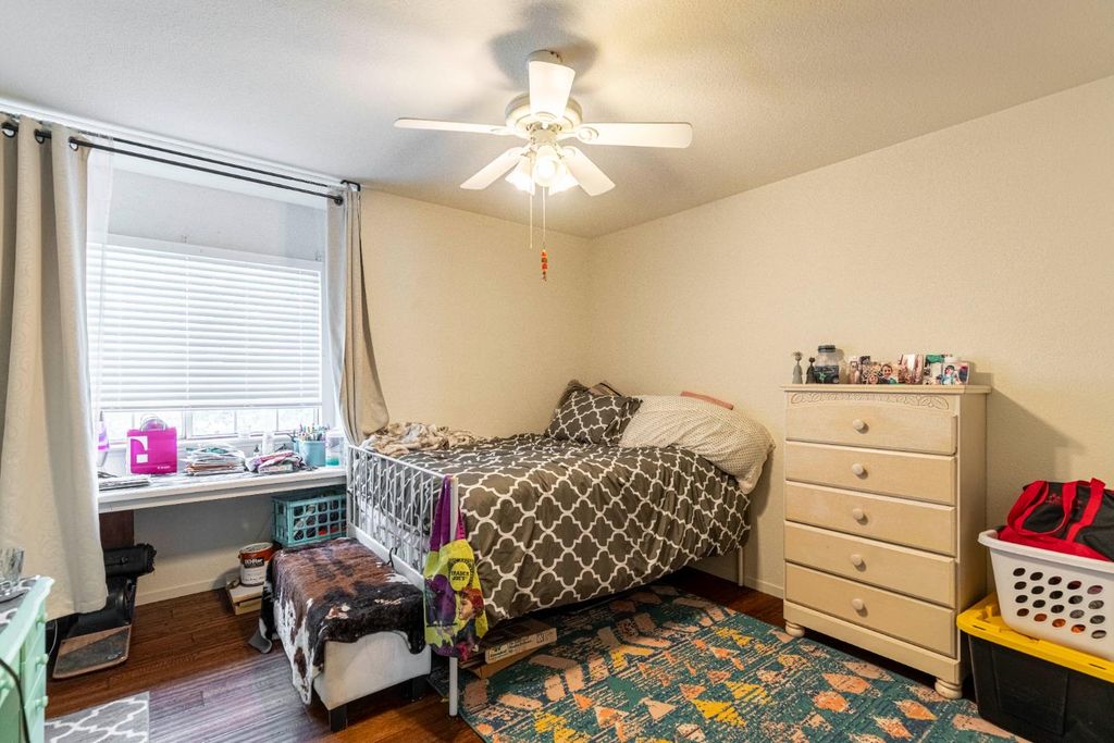 Image 15 of property listing at 12847 Road 34 1/2, Madera, CA 93636