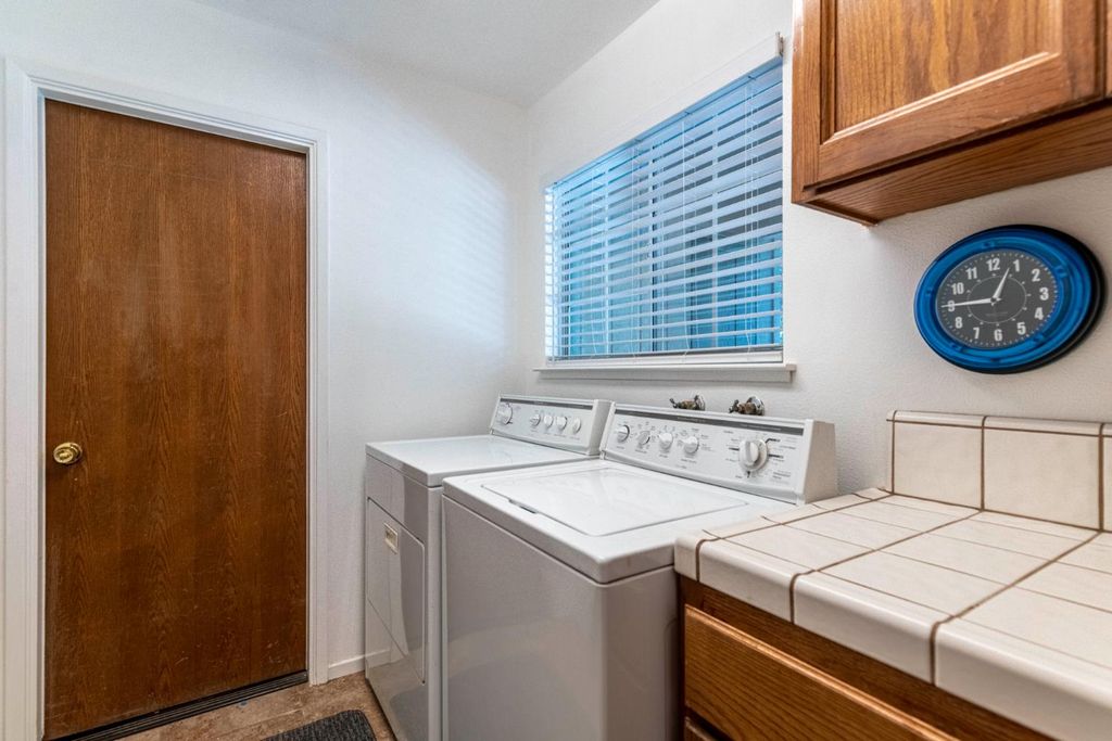 Image 28 of property listing at 12847 Road 34 1/2, Madera, CA 93636