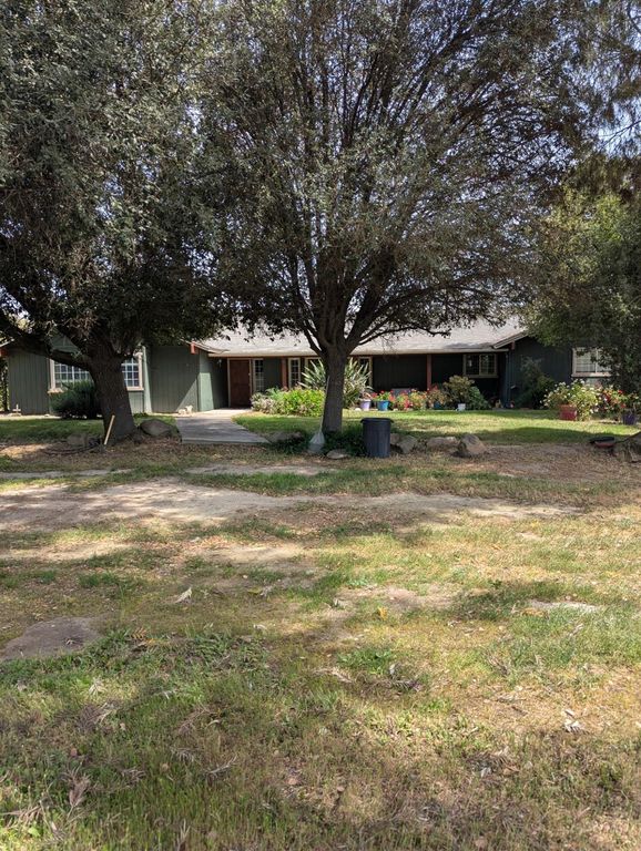 Image 3 of property listing at 12847 Road 34 1/2, Madera, CA 93636