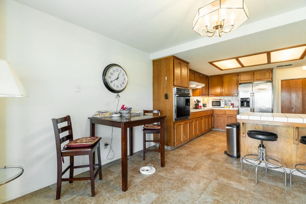 Image 36 of property listing at 12847 Road 34 1/2, Madera, CA 93636