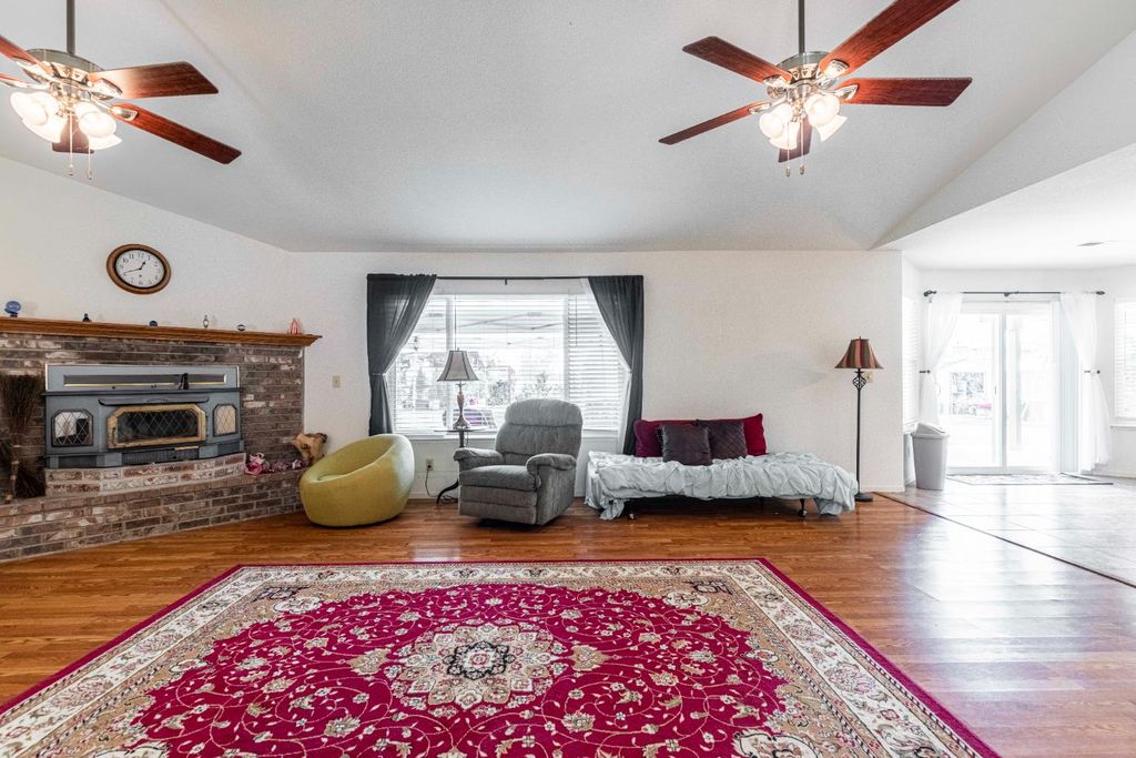 Image 42 of property listing at 12847 Road 34 1/2, Madera, CA 93636