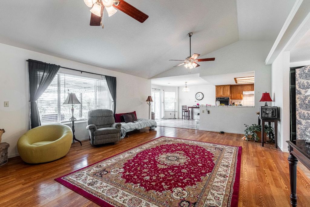 Image 43 of property listing at 12847 Road 34 1/2, Madera, CA 93636