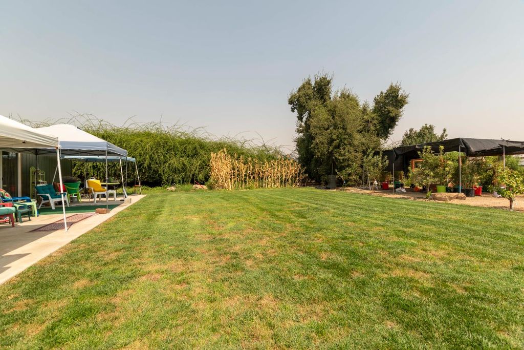 Image 46 of property listing at 12847 Road 34 1/2, Madera, CA 93636