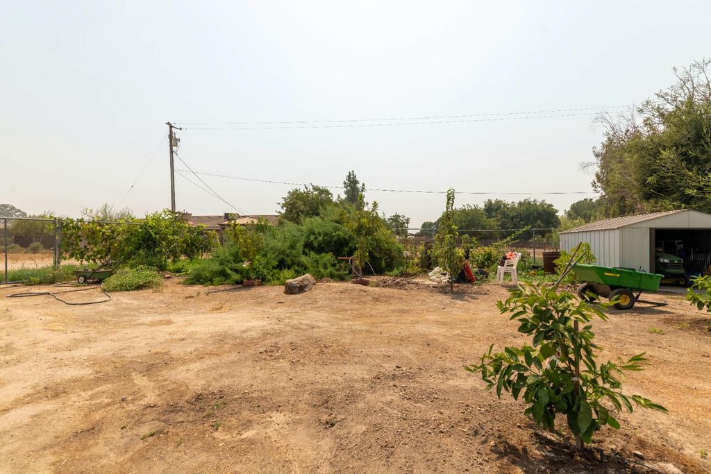 Image 53 of property listing at 12847 Road 34 1/2, Madera, CA 93636