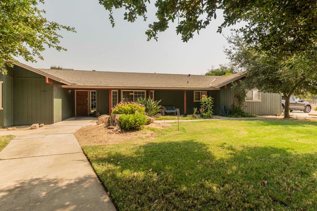 Image 55 of property listing at 12847 Road 34 1/2, Madera, CA 93636