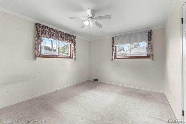 25542 W Warren Street, Dearborn Heights, MI 48127