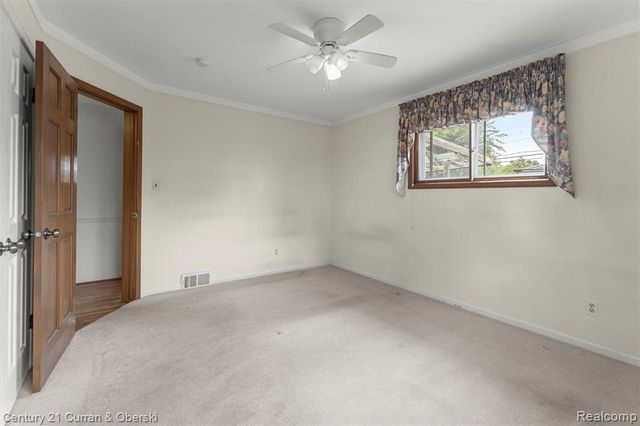 25542 W Warren Street, Dearborn Heights, MI 48127