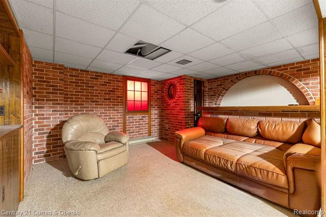 25542 W Warren Street, Dearborn Heights, MI 48127