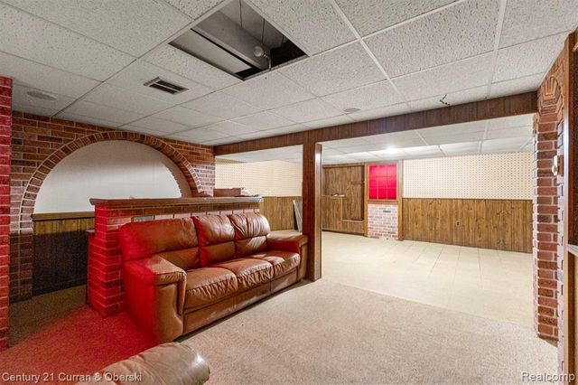 25542 W Warren Street, Dearborn Heights, MI 48127