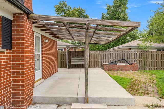 25542 W Warren Street, Dearborn Heights, MI 48127