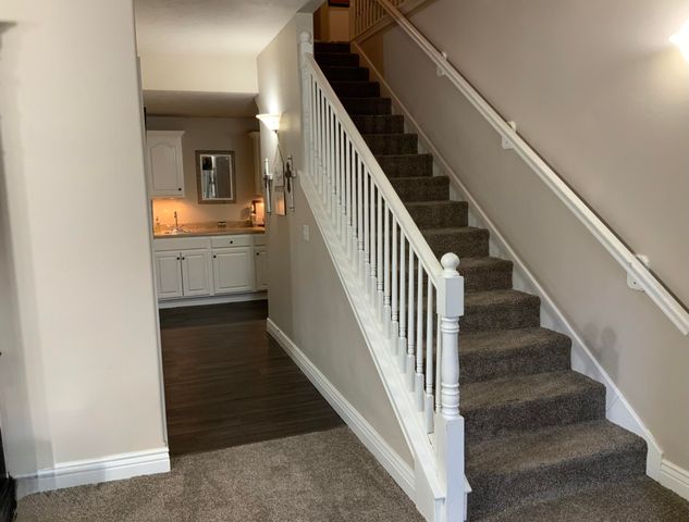 3249 S Creekside Drive S, Springfield, MO 65807