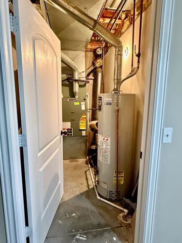 3249 S Creekside Drive S, Springfield, MO 65807