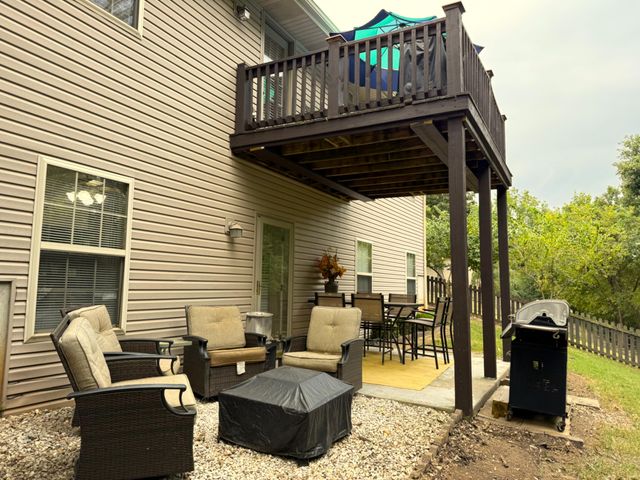 3249 S Creekside Drive S, Springfield, MO 65807