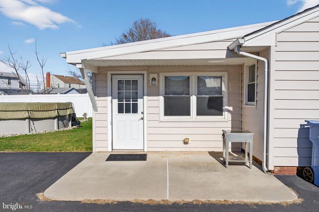 929 MOUNT RD, Burlington, NJ 08016