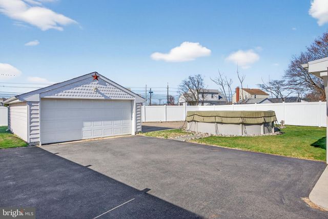 929 MOUNT RD, Burlington, NJ 08016