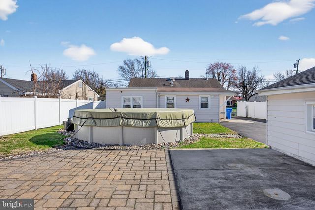 929 MOUNT RD, Burlington, NJ 08016