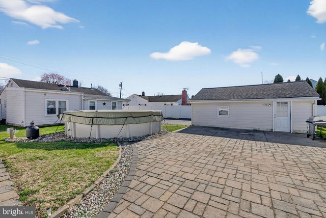 929 MOUNT RD, Burlington, NJ 08016