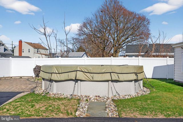 929 MOUNT RD, Burlington, NJ 08016