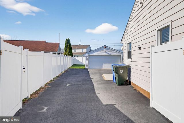 929 MOUNT RD, Burlington, NJ 08016