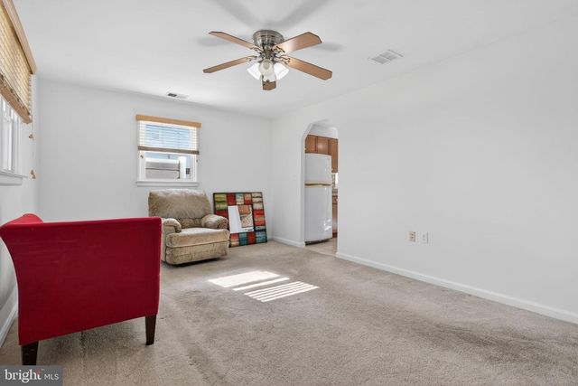 929 MOUNT RD, Burlington, NJ 08016