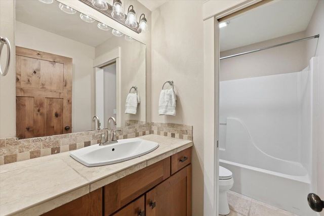 24104 N Carey Ln, Deer Park, WA 99006