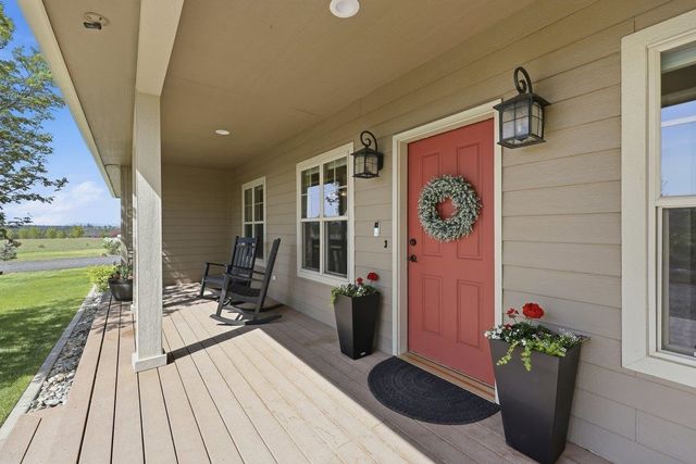 24104 N Carey Ln, Deer Park, WA 99006