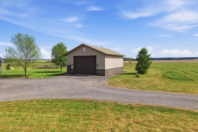 24104 N Carey Ln, Deer Park, WA 99006