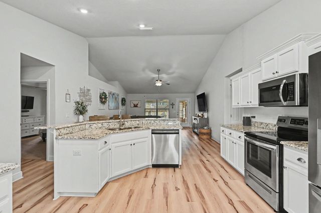 2218 Jernigan Drive, Crestview, FL 32536