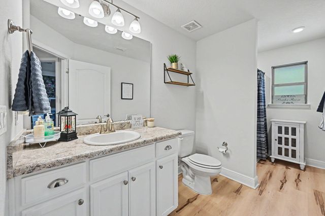 2218 Jernigan Drive, Crestview, FL 32536