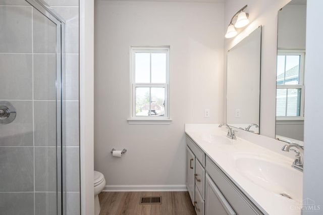 26 Wentworth Lane, Deer Park, OH 45236