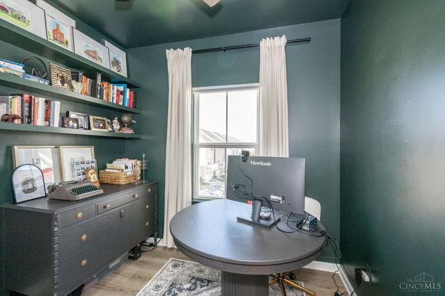 26 Wentworth Lane, Deer Park, OH 45236