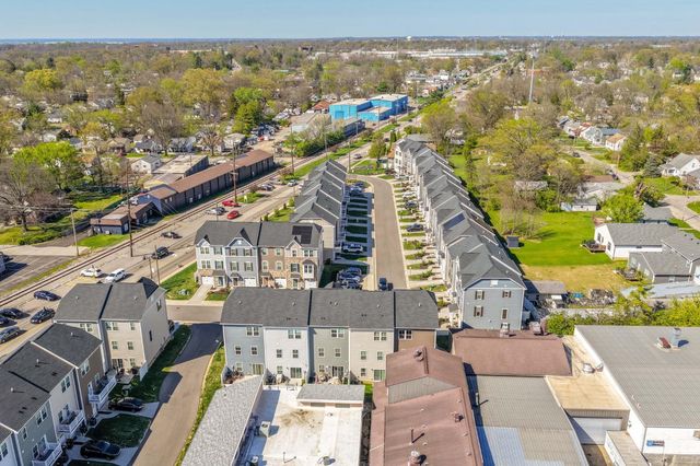 26 Wentworth Lane, Deer Park, OH 45236