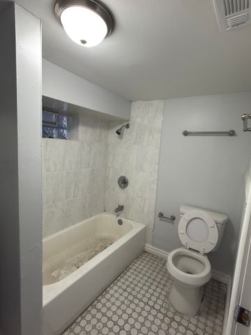 2020 W 69th Place, Chicago, IL 60636