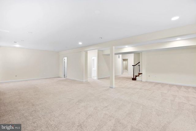 18349 FAIRWAY OAKS SQ, Leesburg, VA 20176