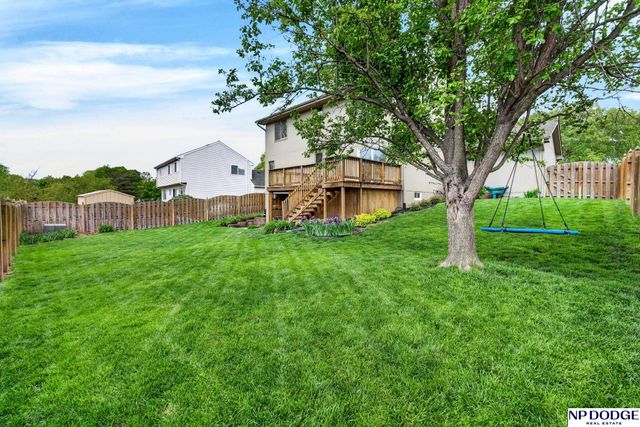 15205 Willow Creek Drive, Omaha, NE 68138
