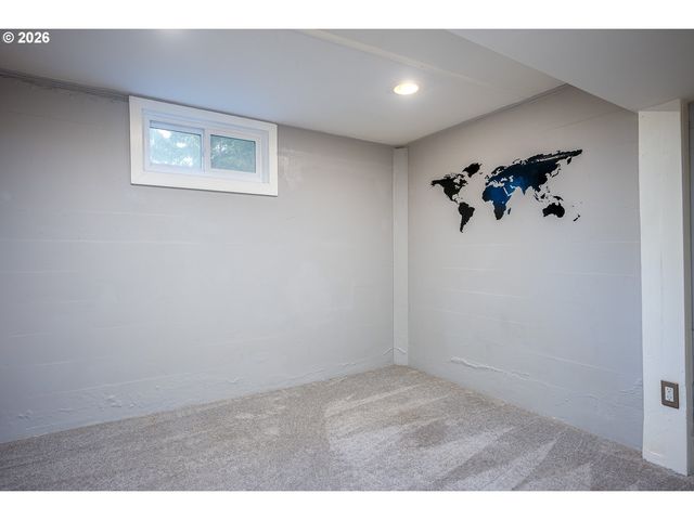 4207 Ne 77th Ave, Portland, OR 97218