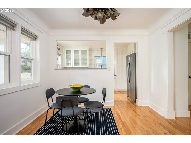 4207 Ne 77th Ave, Portland, OR 97218