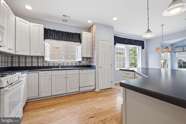 810 NATHANIEL TRL, Warwick, PA 18974
