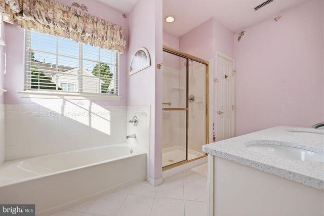 810 NATHANIEL TRL, Warwick, PA 18974
