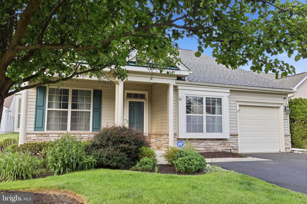 810 NATHANIEL TRL, Warwick, PA 18974