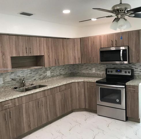 6710 SW 18th Ct 6710, North Lauderdale, FL 33068