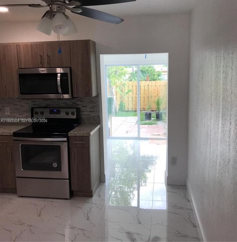 6710 SW 18th Ct 6710, North Lauderdale, FL 33068