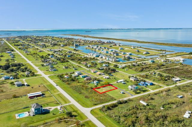 2326 Madison Avenue, Port Bolivar, TX 77650