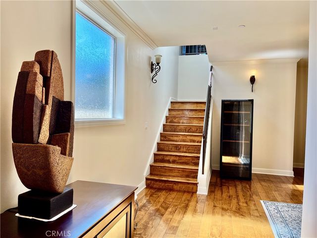 227 S Helberta Avenue B, Redondo Beach, CA 90277