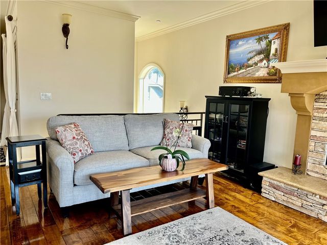 227 S Helberta Avenue B, Redondo Beach, CA 90277