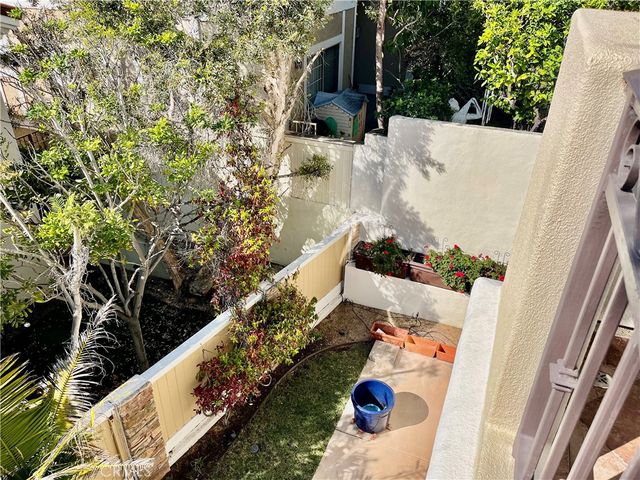 227 S Helberta Avenue B, Redondo Beach, CA 90277