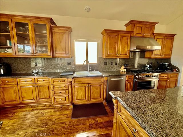227 S Helberta Avenue B, Redondo Beach, CA 90277
