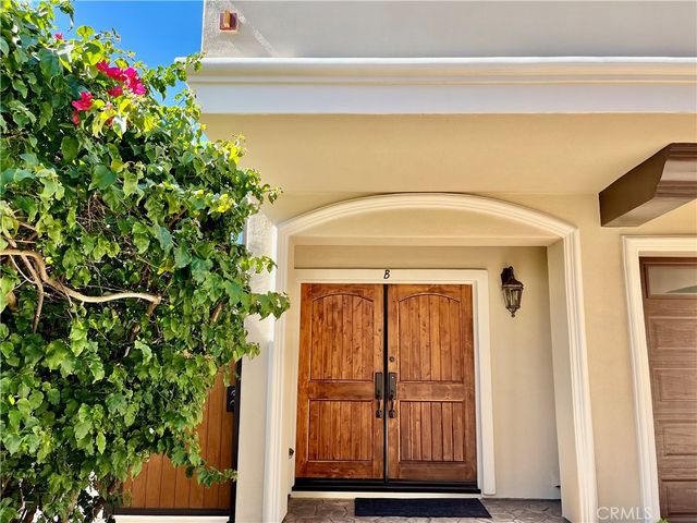 227 S Helberta Avenue B, Redondo Beach, CA 90277